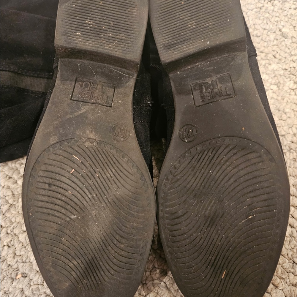 Women’s Black Zip Up Wide Boots